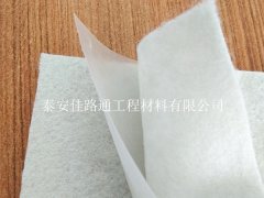 養(yǎng)殖防滲膜鋪設(shè)：對(duì)環(huán)境要求的深度解讀